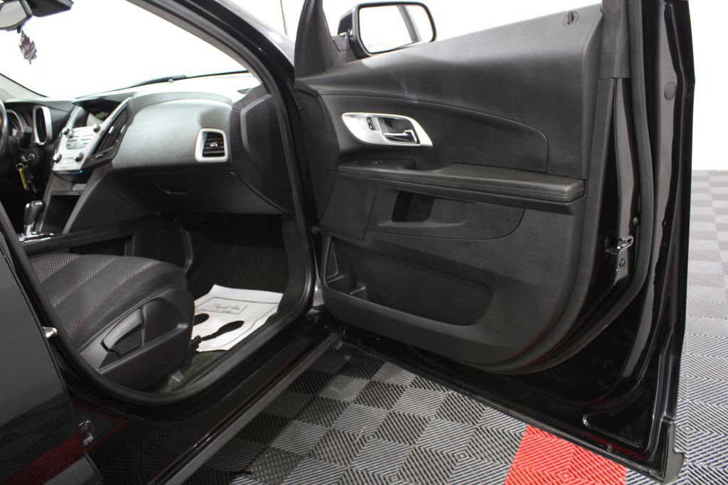 2017 Chevrolet Equinox Image 23