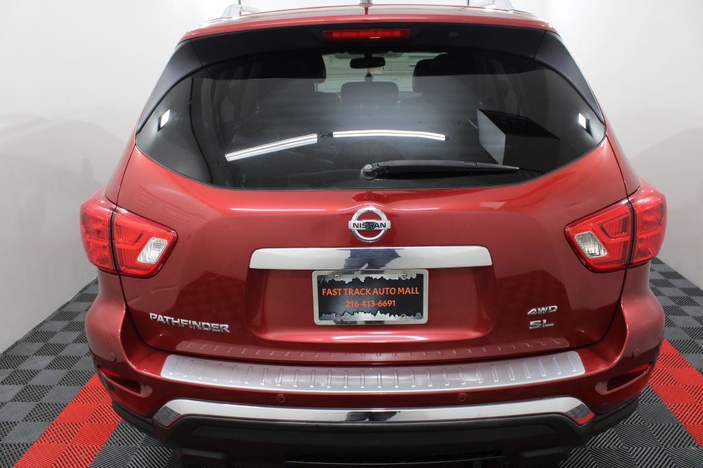 2017 Nissan Pathfinder Image 6