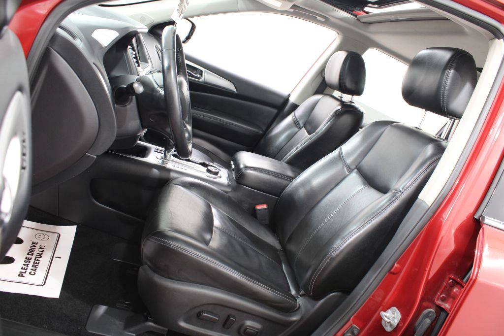 2017 Nissan Pathfinder Image 15