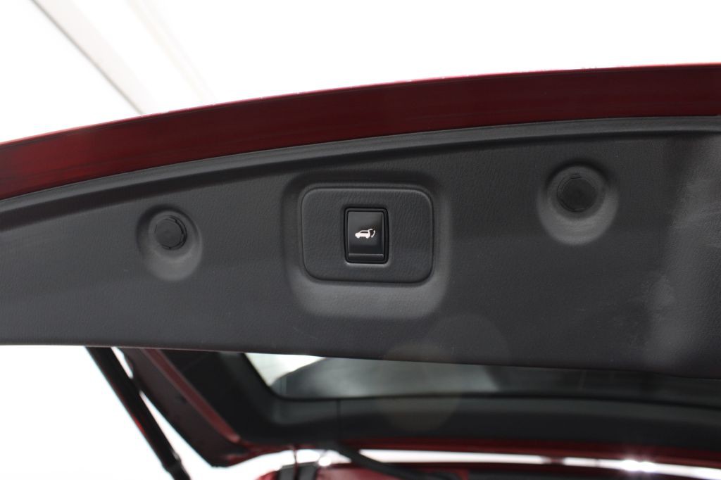 2017 Nissan Pathfinder Image 20