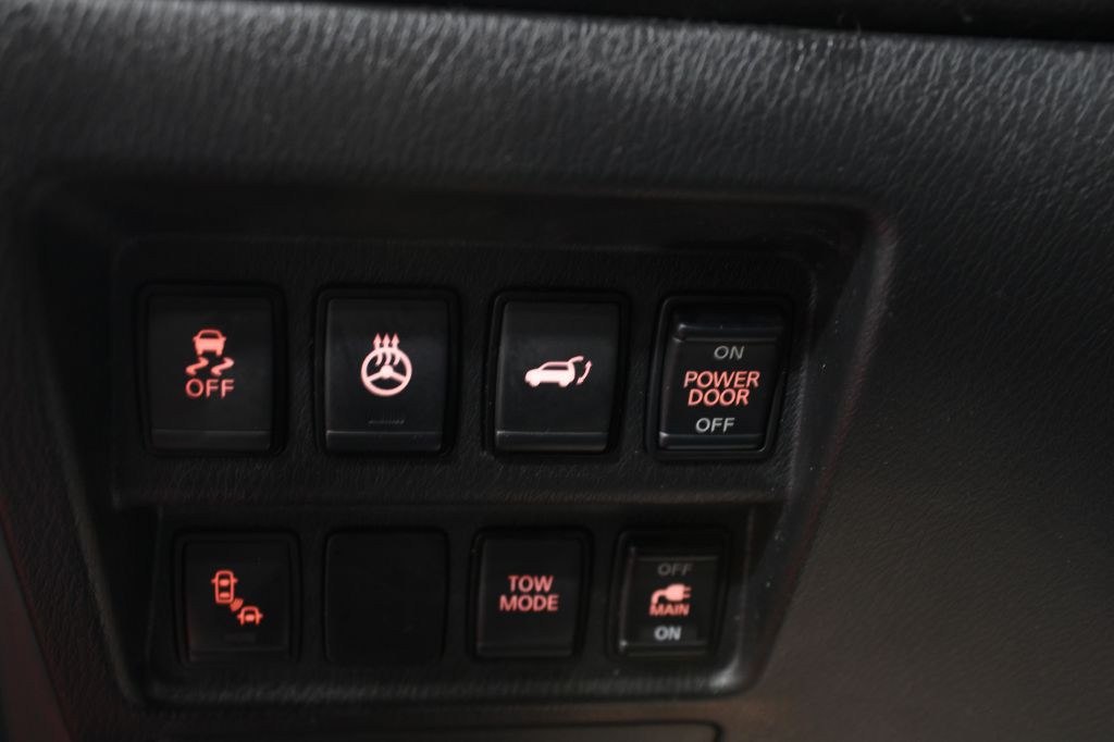 2017 Nissan Pathfinder Image 37