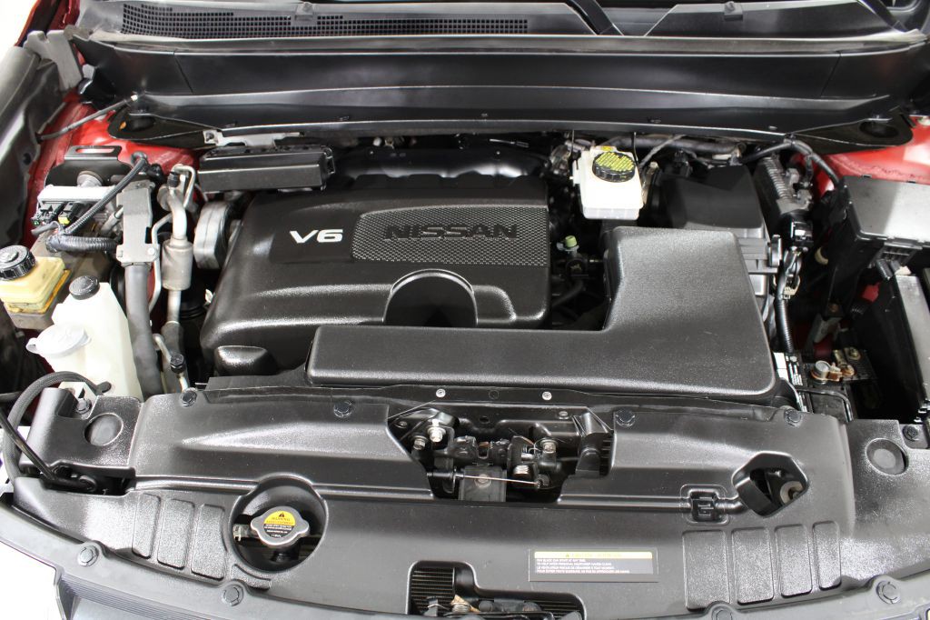 2017 Nissan Pathfinder Image 46