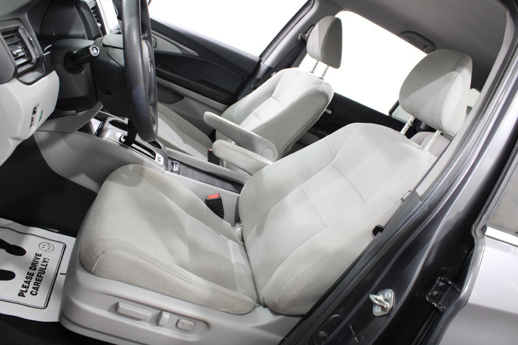 2017 Honda Pilot Image 16