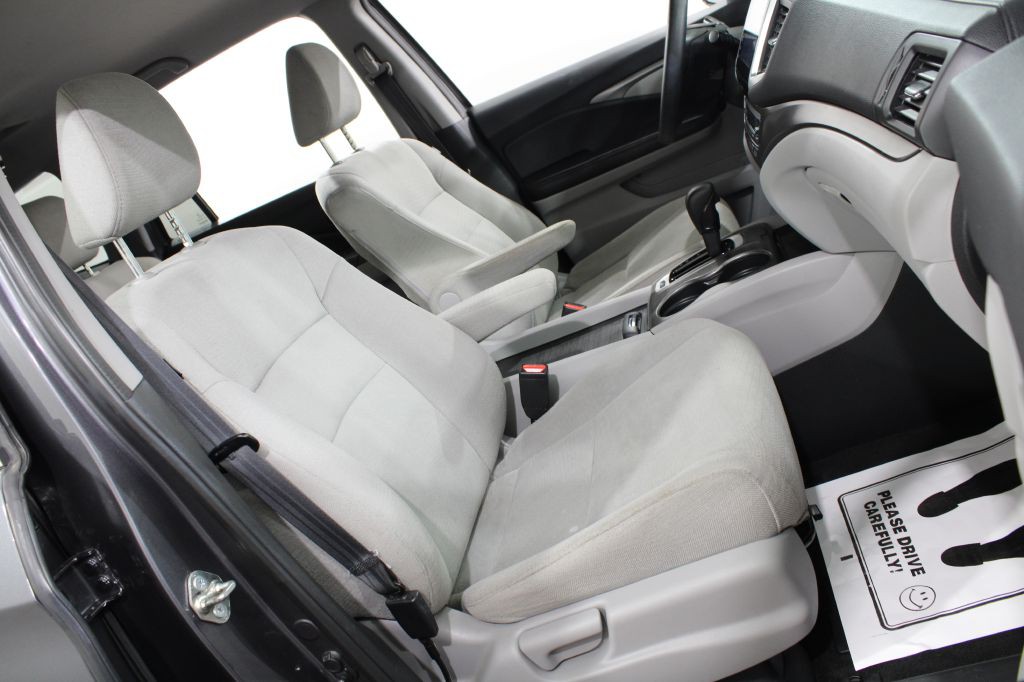 2017 Honda Pilot Image 24