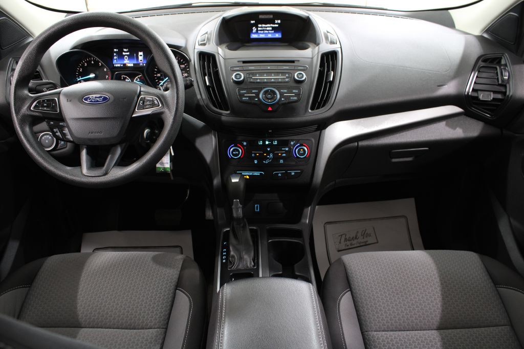 2017 Ford Escape Image 2