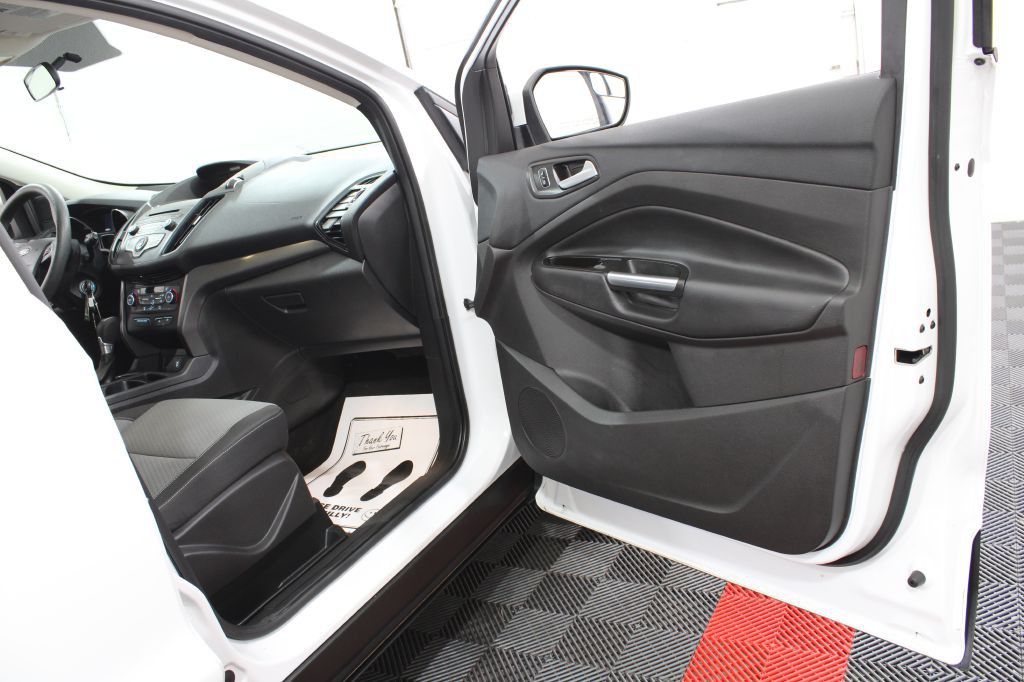 2017 Ford Escape Image 22