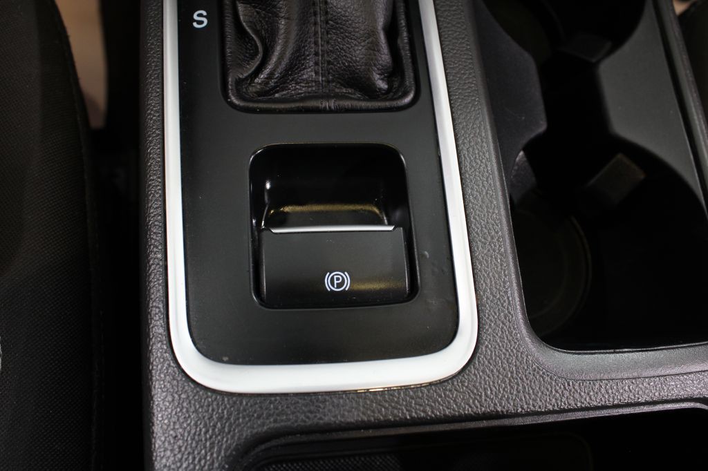 2017 Ford Escape Image 29