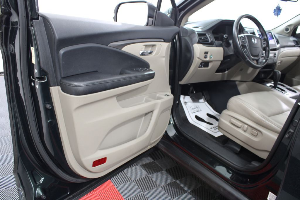 2016 Honda Pilot Image 14