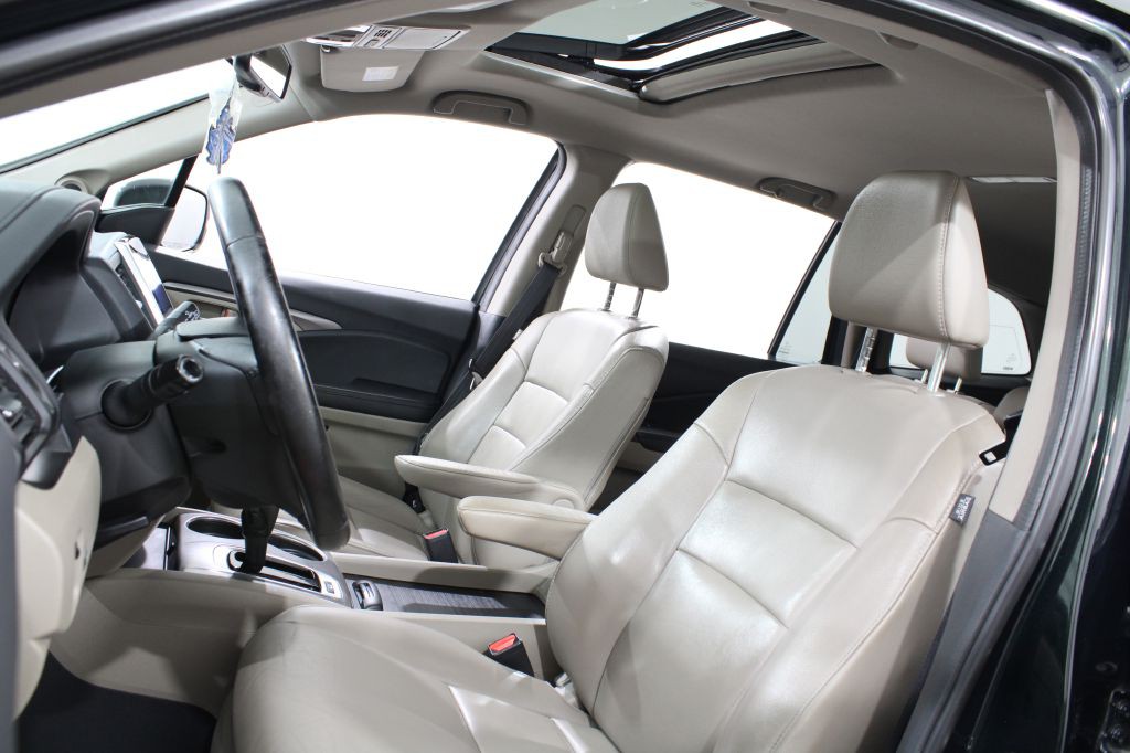 2016 Honda Pilot Image 17