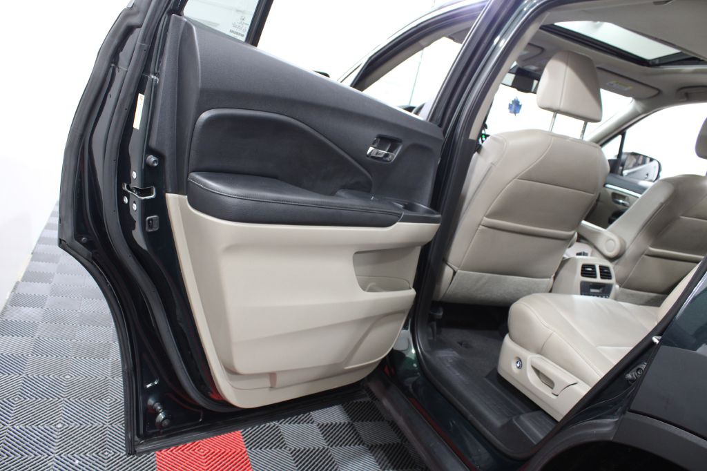 2016 Honda Pilot Image 18