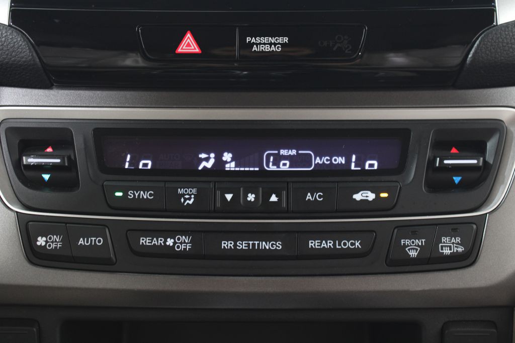 2016 Honda Pilot Image 44