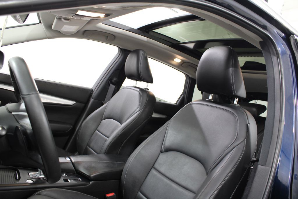 2019 INFINITI QX50 Image 17