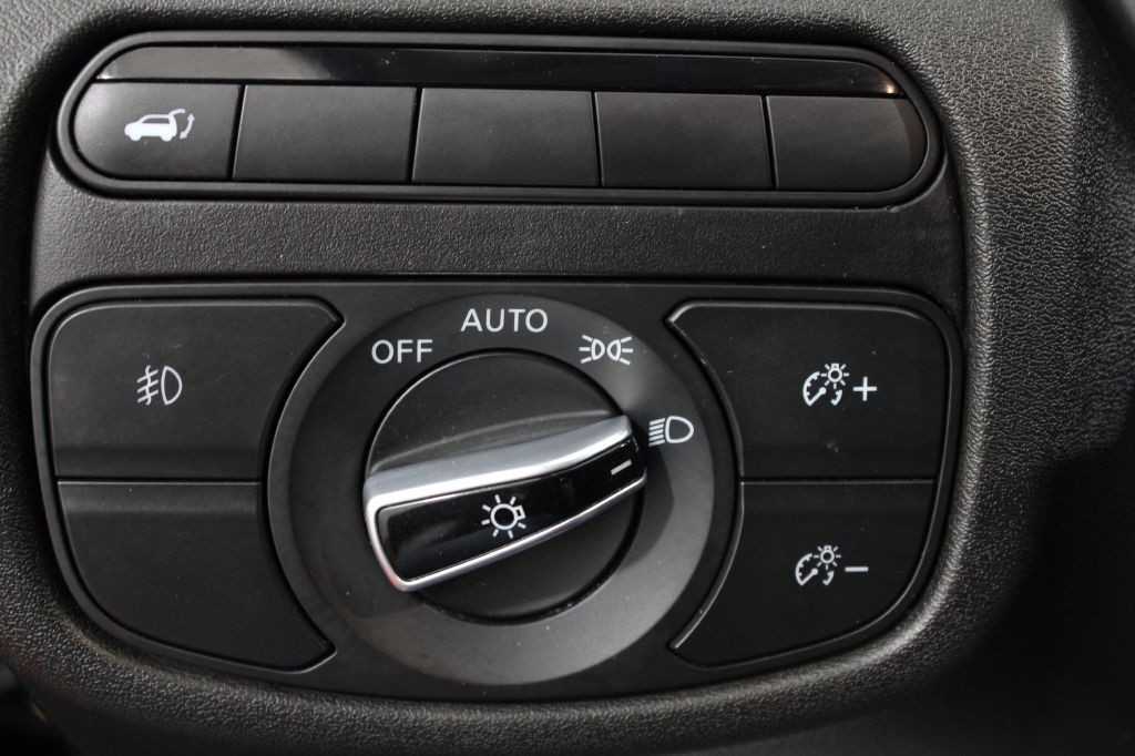 2019 INFINITI QX50 Image 42