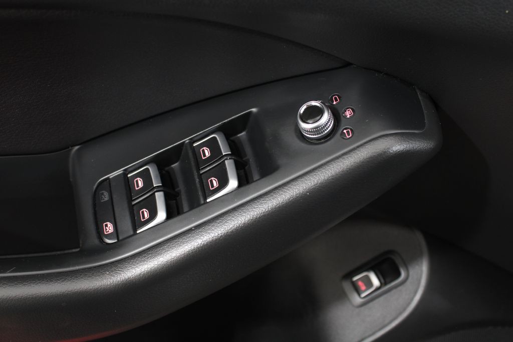 2015 Audi Q5 Image 26