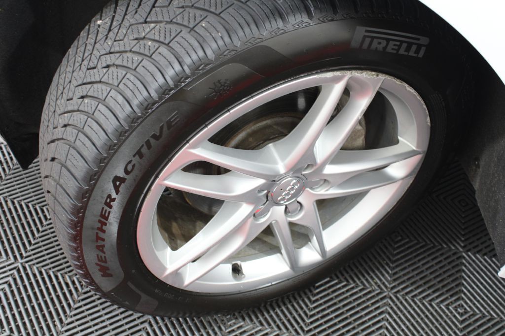 2015 Audi Q5 Image 40