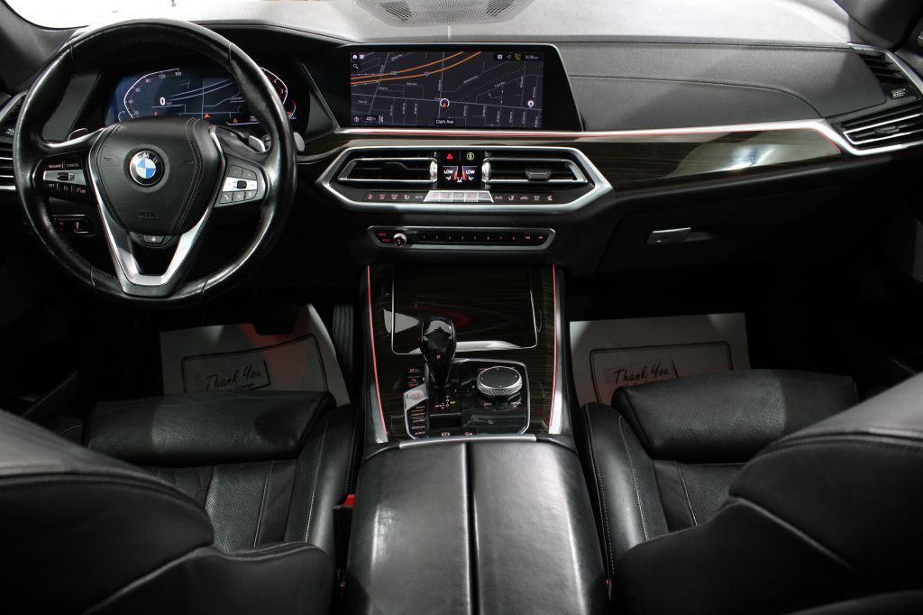 2019 BMW X5 Image 2