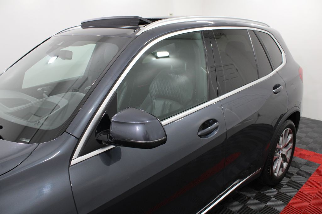 2019 BMW X5 Image 9