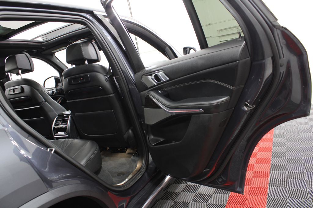 2019 BMW X5 Image 30