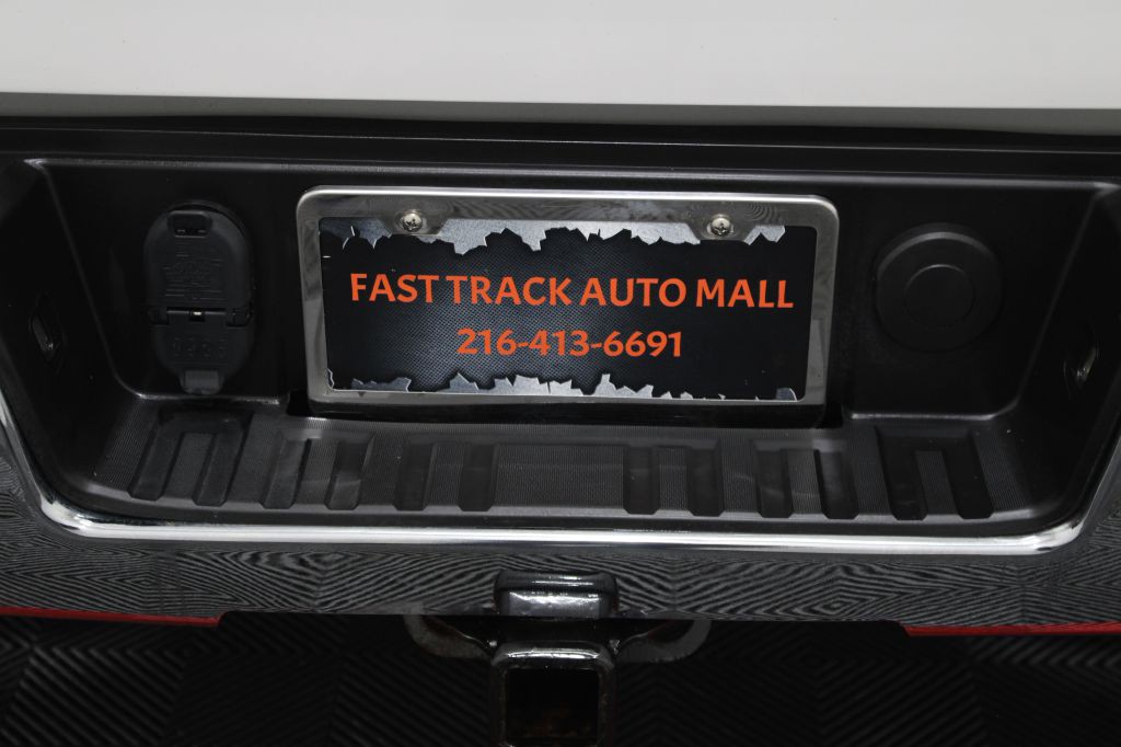 2018 GMC Sierra Image 12