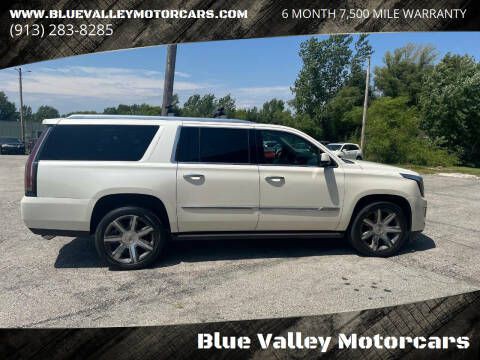 2015 Cadillac Escalade Image 3