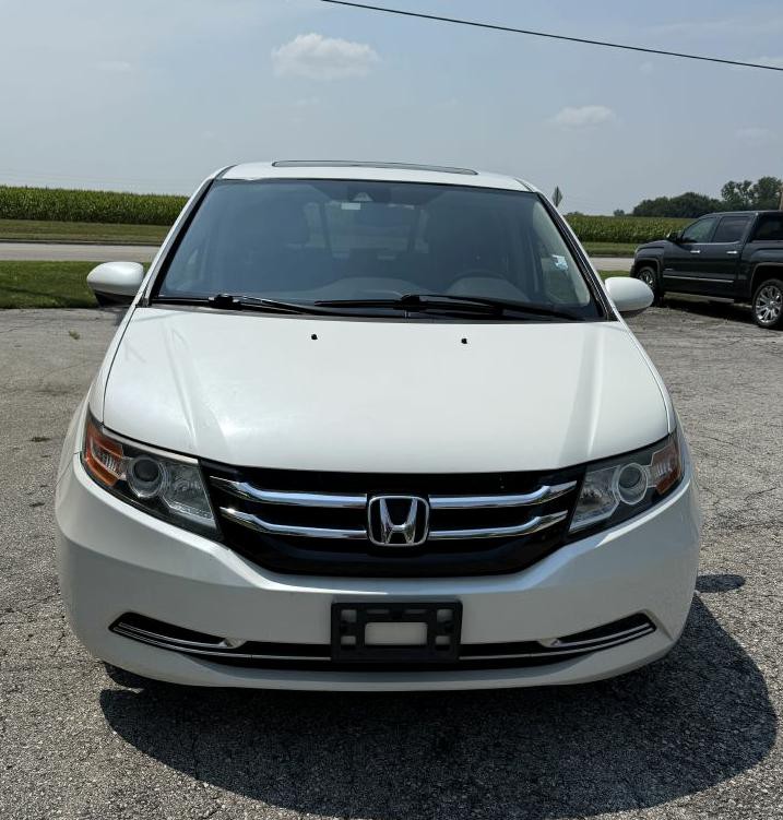 2015 Honda Odyssey Image 1
