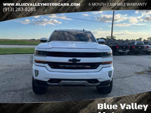 2017 Chevrolet Silverado 1500 Image 3