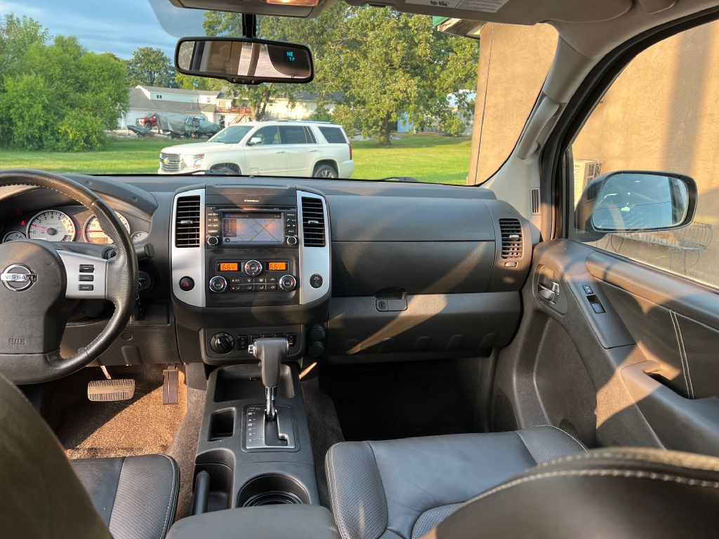 2015 Nissan Frontier Image 8