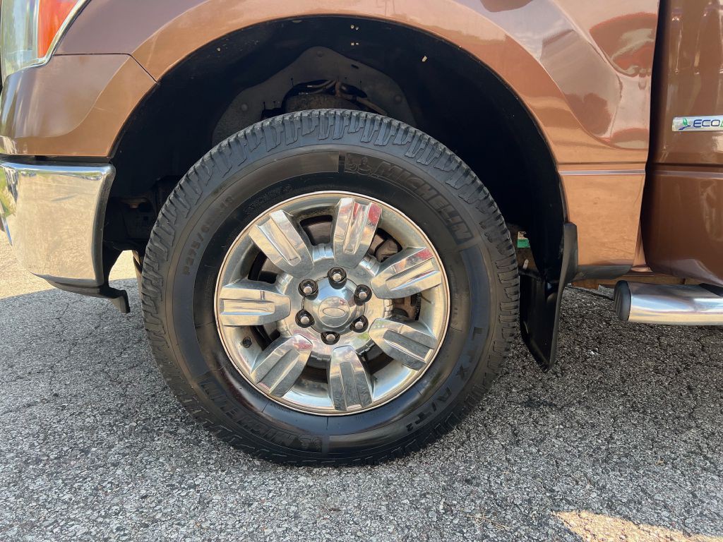 2012 Ford F-150 Image 9