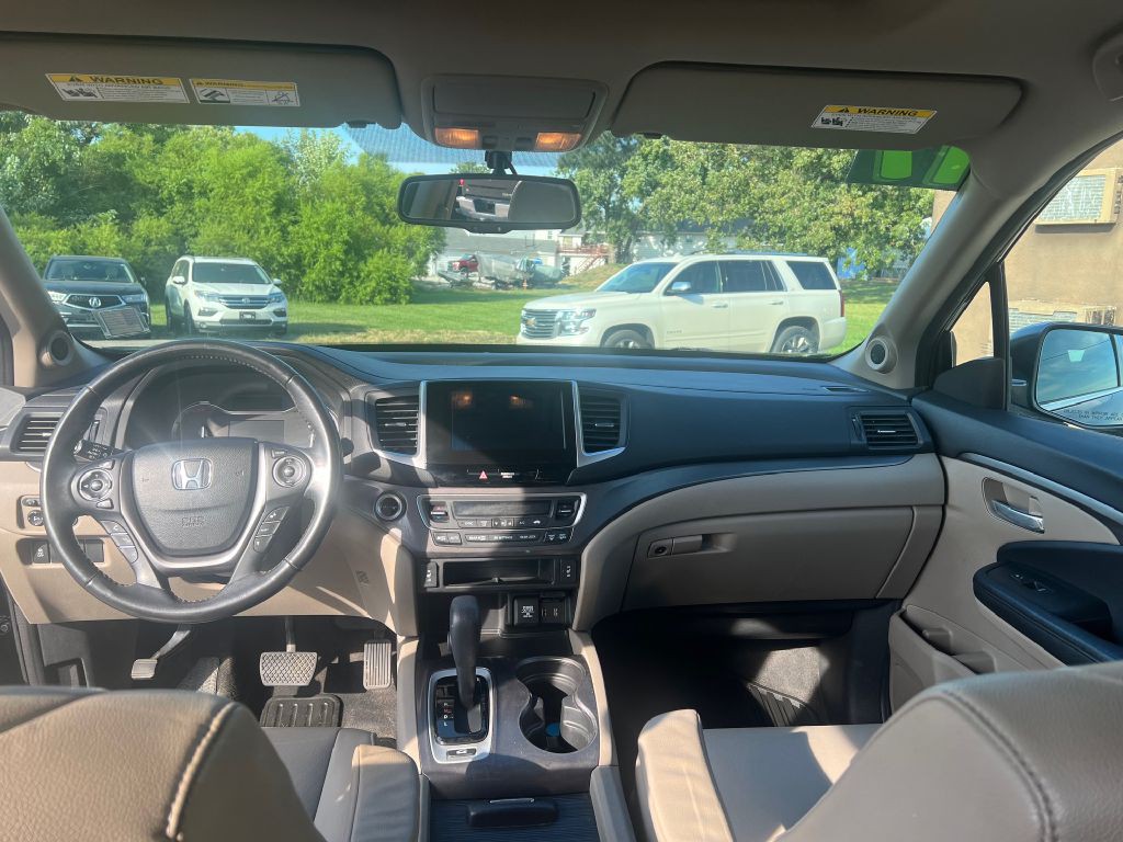 2017 Honda Pilot Image 7