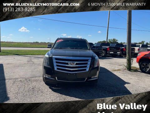 2018 Cadillac Escalade Image 2