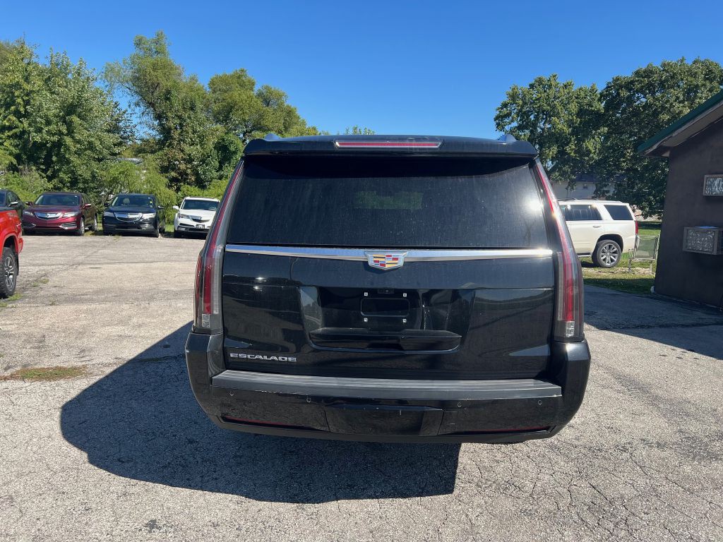 2018 Cadillac Escalade Image 4