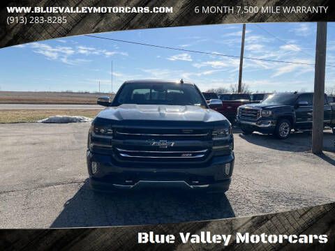2018 Chevrolet Silverado 1500 Image 2
