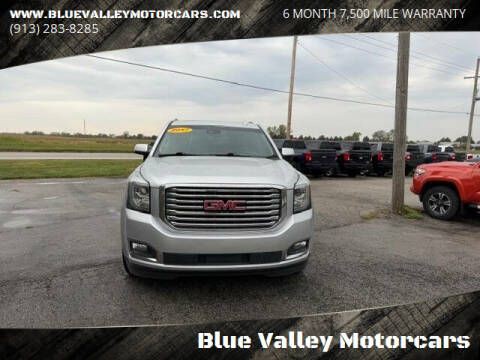 2017 GMC Yukon Image 2