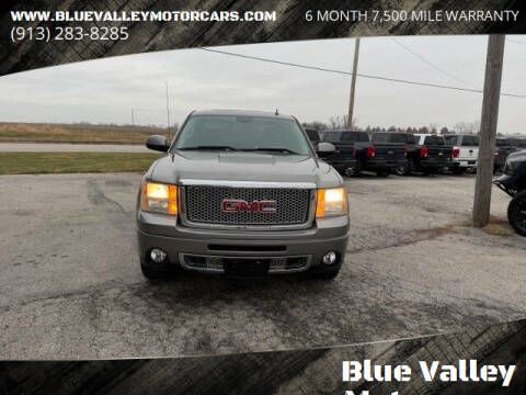 2013 GMC Sierra Image 2