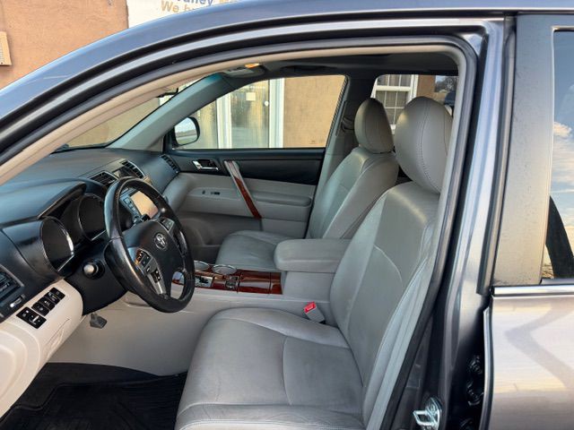 2012 Toyota Highlander Image 5