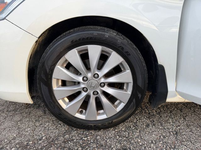 2013 Honda Accord Image 8