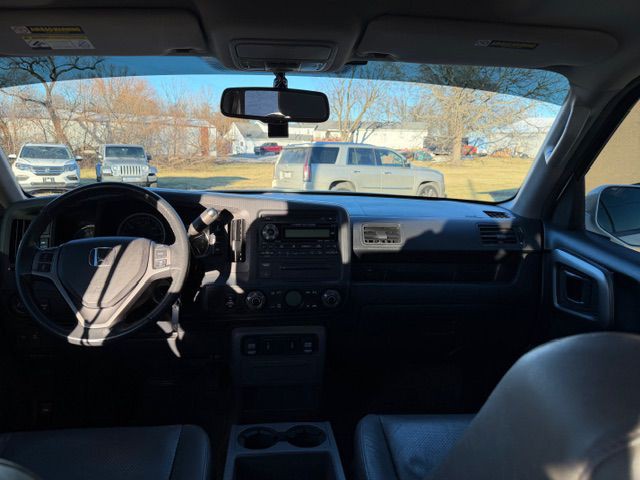2014 Honda Ridgeline Image 6