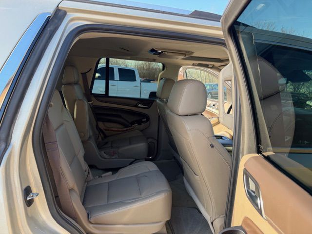 2017 Chevrolet Tahoe Image 6