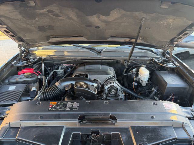 2013 Chevrolet Avalanche Image 9