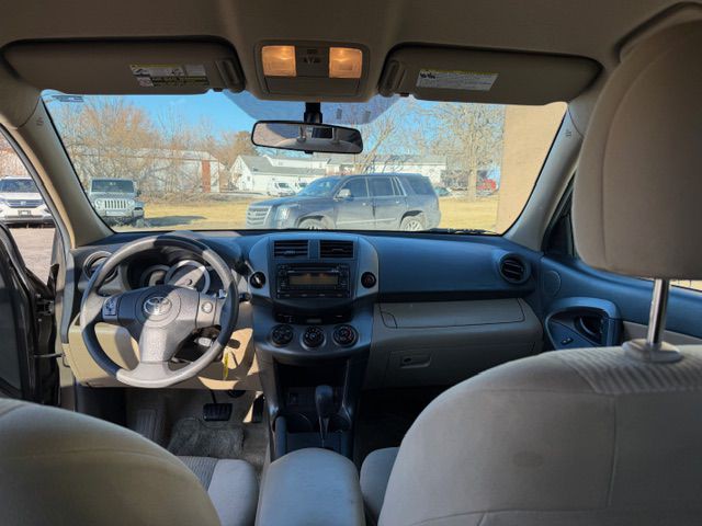 2012 Toyota Rav4 Image 7