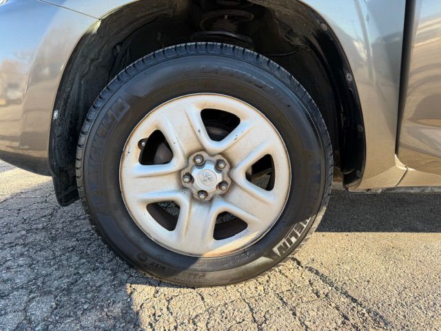 2012 Toyota Rav4 Image 10