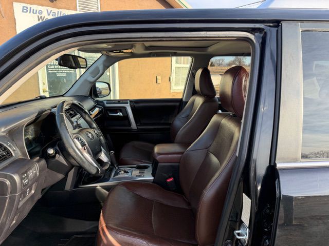 2016 Toyota 4Runner Image 5