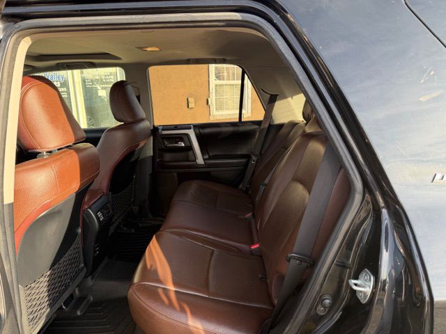 2016 Toyota 4Runner Image 6