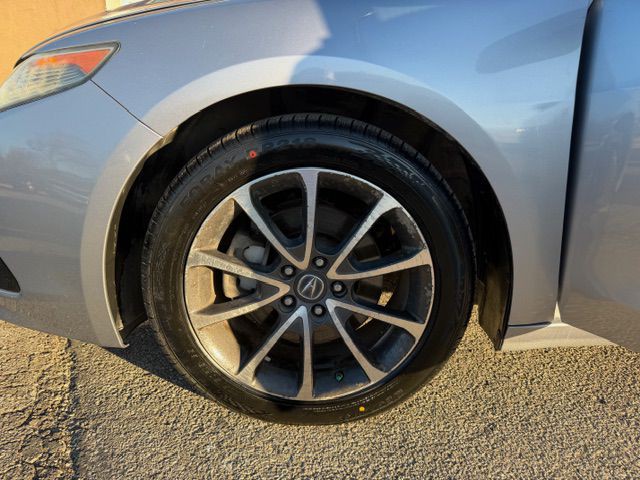 2015 Acura TL Image 9