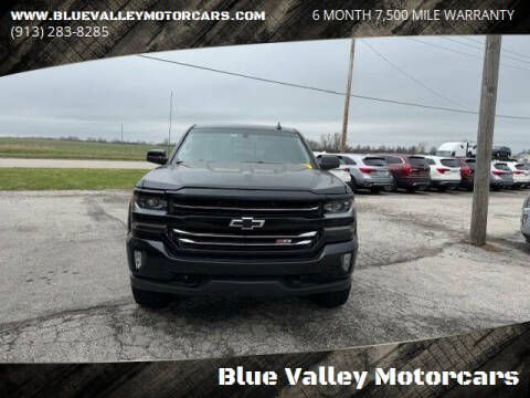 2018 Chevrolet Silverado 1500 Image 2