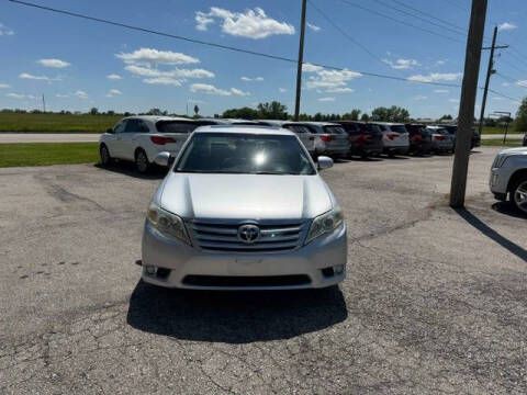 2012 Toyota Avalon Image 2