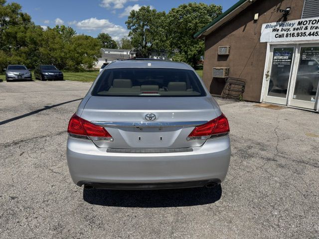 2012 Toyota Avalon Image 4