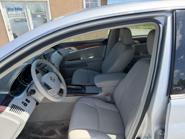 2012 Toyota Avalon Image 5
