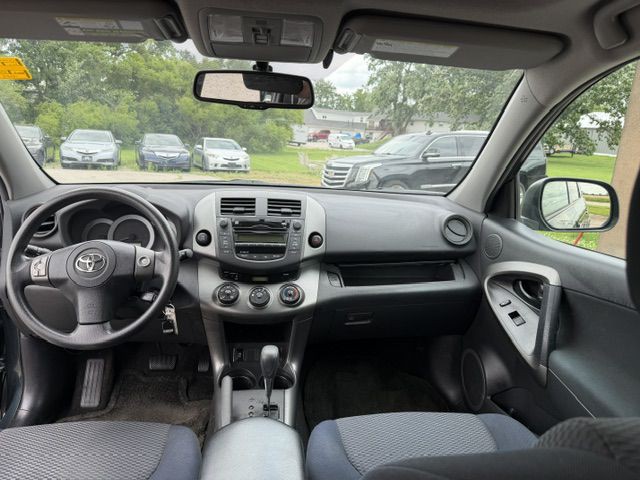 2011 Toyota Rav4 Image 7