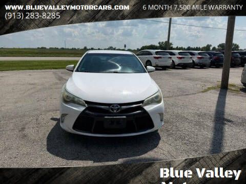 2015 Toyota Camry Image 2